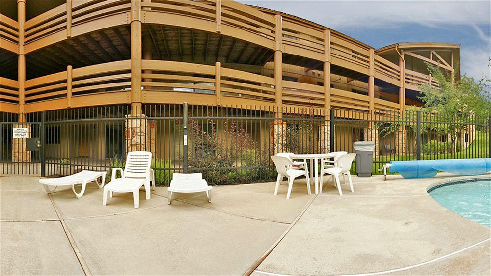 All Seasons Condominiums Парк Сити Екстериор снимка
